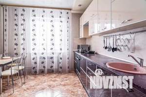 2-к квартира, посуточно, 62м2, 1/1 этаж