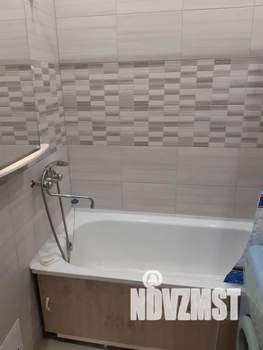 1-к квартира, посуточно, 40м2, 2/4 этаж