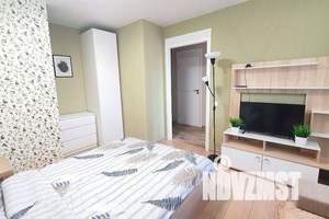 1-к квартира, посуточно, 35м2, 6/10 этаж