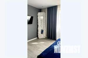 1-к квартира, посуточно, 52м2, 8/17 этаж