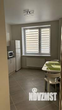 2-к квартира, посуточно, 52м2, 1/18 этаж