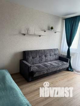 1-к квартира, посуточно, 38м2, 10/18 этаж