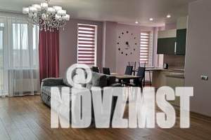 2-к квартира, посуточно, 107м2, 12/17 этаж