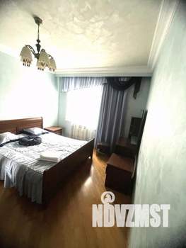 1-к квартира, посуточно, 130м2, 1/1 этаж