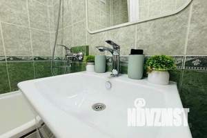 2-к квартира, посуточно, 46м2, 4/5 этаж