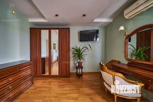 3-к квартира, посуточно, 104м2, 5/8 этаж