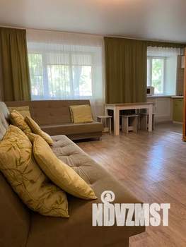 2-к квартира, посуточно, 60м2, 1/5 этаж