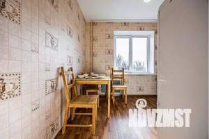 1-к квартира, посуточно, 40м2, 4/10 этаж