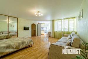 Студия квартира, посуточно, 38м2, 4/5 этаж