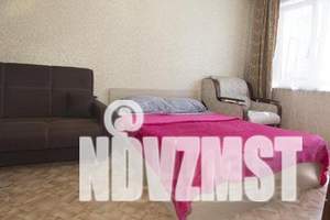 1-к квартира, посуточно, 40м2, 5/5 этаж