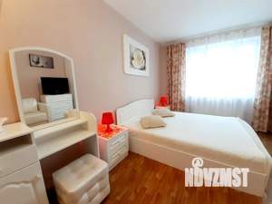 1-к квартира, посуточно, 42м2, 8/17 этаж