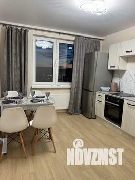 1-к квартира, посуточно, 38м2, 10/18 этаж