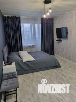 1-к квартира, посуточно, 33м2, 9/9 этаж