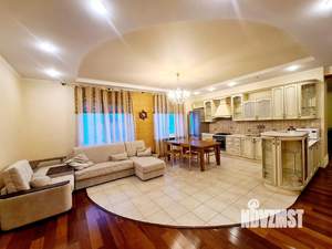 3-к квартира, на длительный срок, 125м2, 3/4 этаж