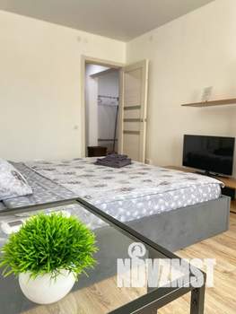 1-к квартира, посуточно, 39м2, 9/10 этаж