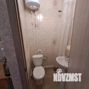 Студия квартира, посуточно, 10м2, 1/3 этаж