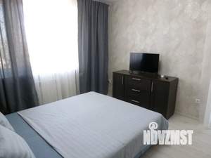 1-к квартира, посуточно, 40м2, 23/25 этаж