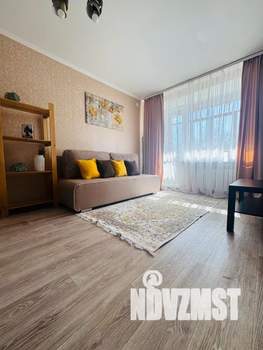 1-к квартира, посуточно, 34м2, 3/6 этаж