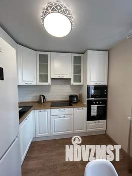 1-к квартира, посуточно, 39м2, 5/10 этаж