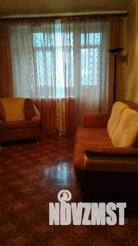 2-к квартира, посуточно, 38м2, 4/9 этаж
