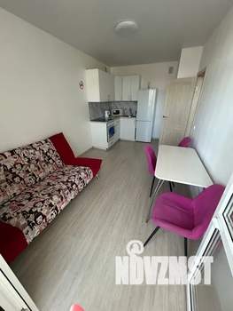 2-к квартира, посуточно, 38м2, 17/25 этаж