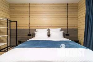 1-к квартира, посуточно, 50м2, 1/2 этаж