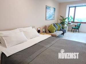 Студия квартира, посуточно, 40м2, 8/10 этаж