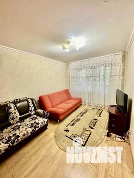 1-к квартира, посуточно, 36м2, 2/9 этаж