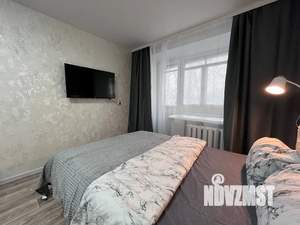 1-к квартира, посуточно, 32м2, 3/5 этаж