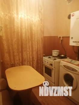 2-к квартира, посуточно, 38м2, 1/2 этаж