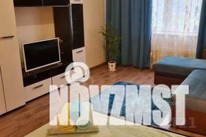 1-к квартира, посуточно, 42м2, 11/25 этаж