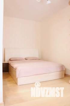 2-к квартира, посуточно, 40м2, 3/4 этаж