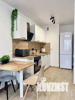 1-к квартира, посуточно, 35м2, 4/10 этаж