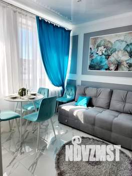 1-к квартира, посуточно, 40м2, 7/8 этаж