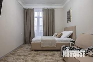 1-к квартира, посуточно, 37м2, 4/7 этаж