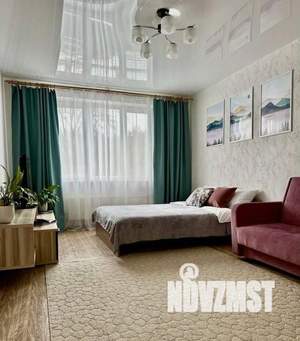 1-к квартира, посуточно, 42м2, 1/1 этаж