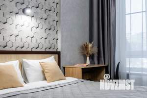 Студия квартира, посуточно, 38м2, 3/12 этаж