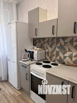 1-к квартира, посуточно, 38м2, 6/18 этаж