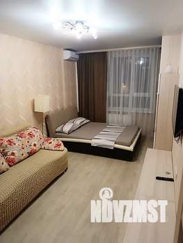 1-к квартира, посуточно, 42м2, 12/25 этаж