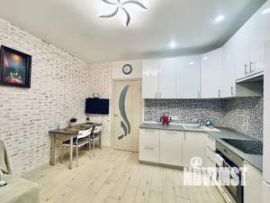 Студия квартира, посуточно, 35м2, 9/25 этаж