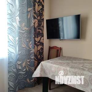 1-к квартира, посуточно, 50м2, 3/9 этаж