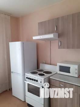 1-к квартира, посуточно, 32м2, 8/17 этаж