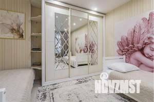 2-к квартира, посуточно, 66м2, 3/6 этаж