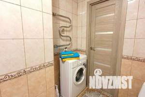 1-к квартира, посуточно, 38м2, 8/17 этаж