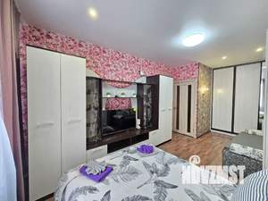 1-к квартира, посуточно, 35м2, 4/25 этаж