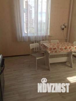 1-к квартира, посуточно, 55м2, 1/1 этаж