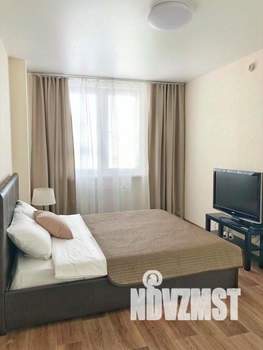 1-к квартира, посуточно, 38м2, 1/1 этаж