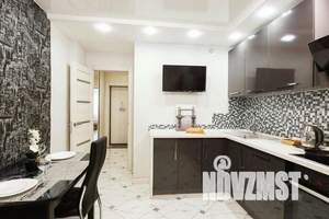 1-к квартира, посуточно, 40м2, 9/25 этаж