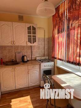 3-к квартира, посуточно, 57м2, 2/2 этаж