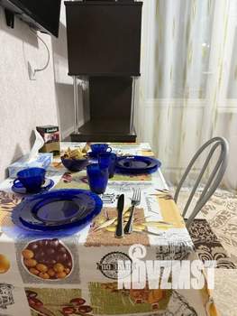 1-к квартира, посуточно, 42м2, 2/17 этаж